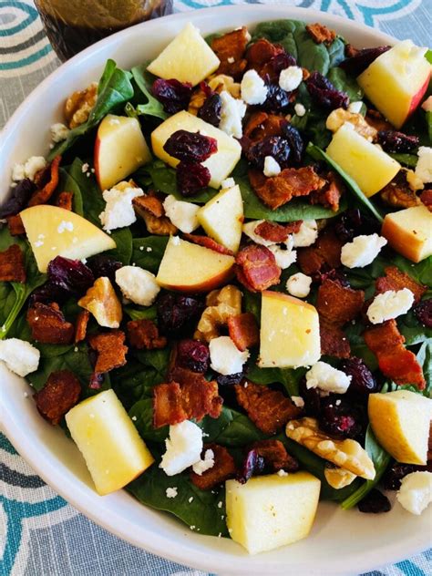 How many protein are in bacon, apple, spinach salad - calories, carbs, nutrition