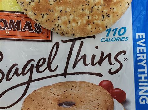 How many protein are in bagel thins - calories, carbs, nutrition