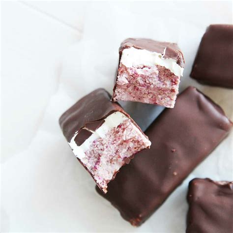 How many protein are in baked bars raspberry - calories, carbs, nutrition