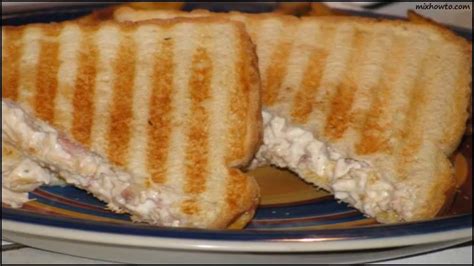 How many protein are in baked ham salad panini - calories, carbs, nutrition