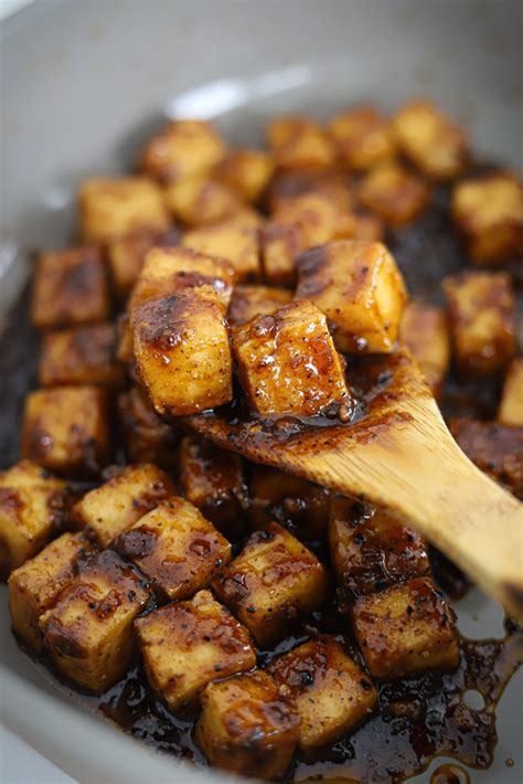 How many protein are in baked jerk tofu - calories, carbs, nutrition