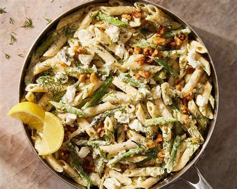 How many protein are in baked penne with asparagus and feta - calories, carbs, nutrition