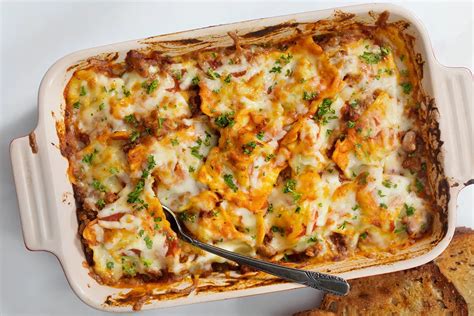 How many protein are in baked ravioli - calories, carbs, nutrition