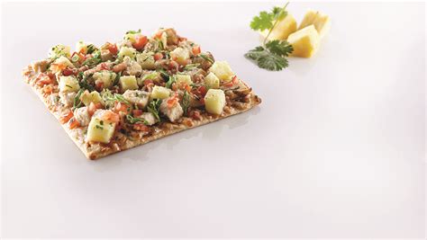 How many protein are in balsamic chicken wheat pizzetta flatbrea - calories, carbs, nutrition