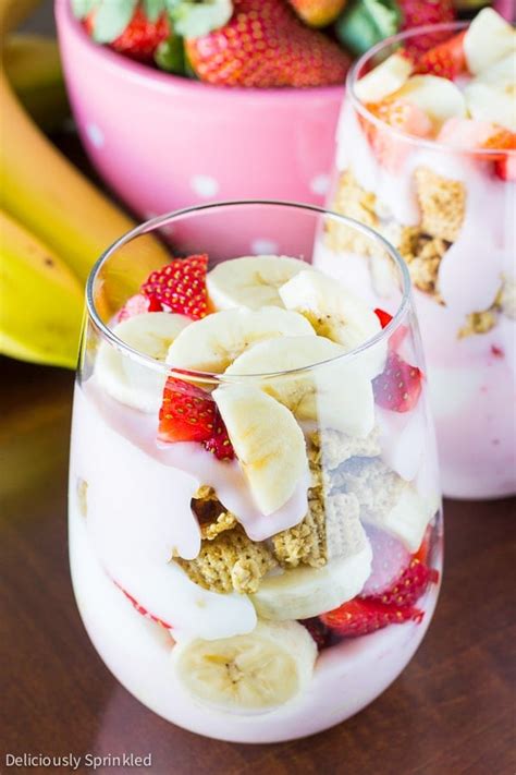 How many protein are in banana and honey yogurt parfait - calories, carbs, nutrition