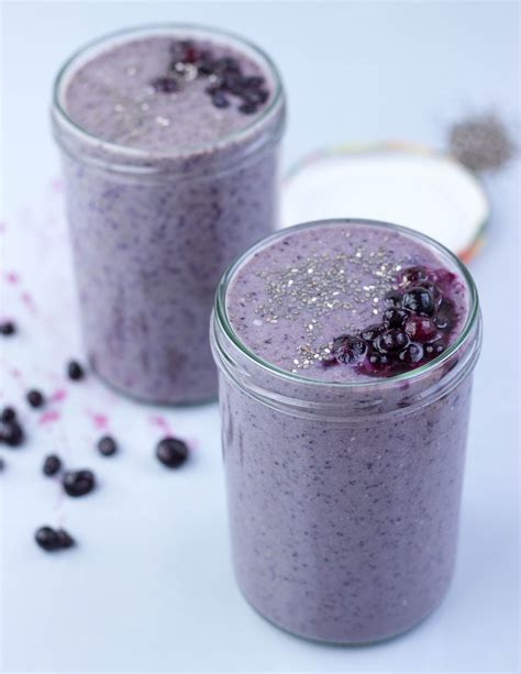 How many protein are in banana blueberry smoothie - calories, carbs, nutrition