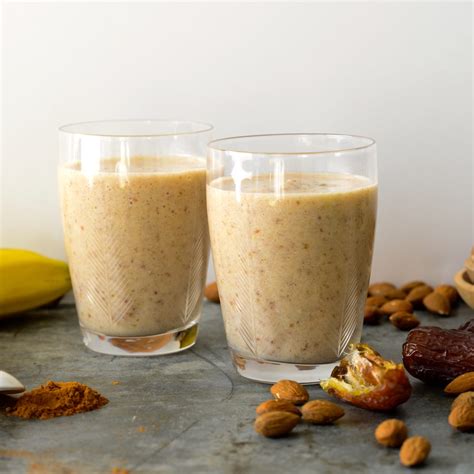 How many protein are in banana date cashew smoothie - calories, carbs, nutrition