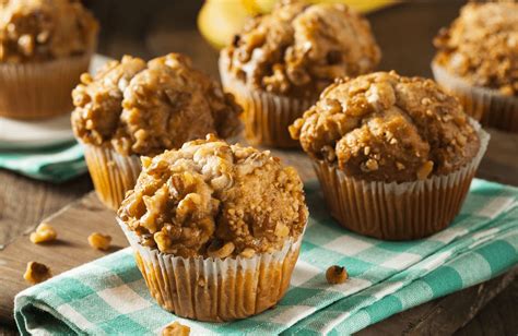 How many protein are in banana walnut muffin - calories, carbs, nutrition