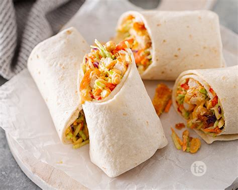 How many protein are in bang bang chicken wrap - calories, carbs, nutrition