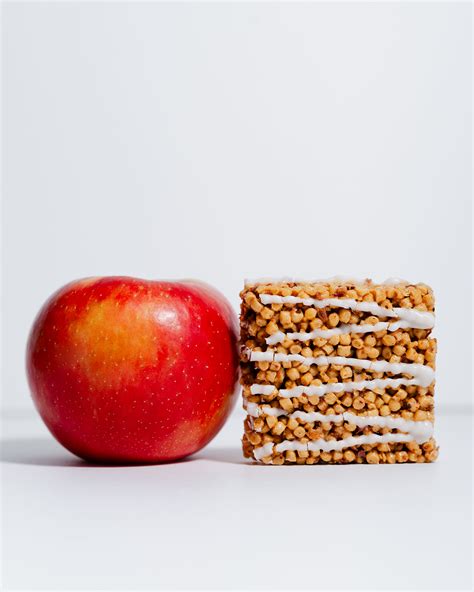 How many protein are in bar, apple crisp - calories, carbs, nutrition