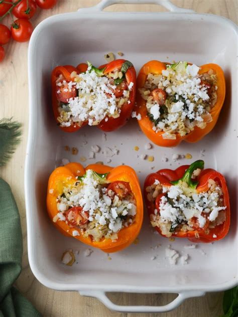 How many protein are in barley and zucchini stuffed peppers - calories, carbs, nutrition