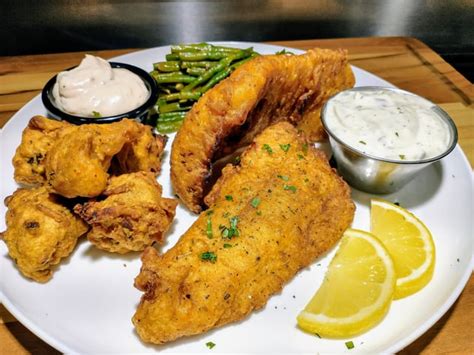 How many protein are in batter fried flounder, beer battered - calories, carbs, nutrition