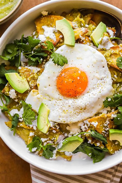 How many protein are in bean and portobello chilaquiles - calories, carbs, nutrition