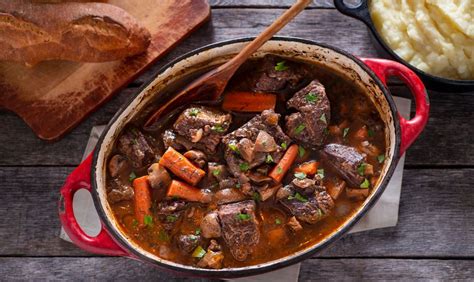 How many protein are in beef bourguignon - calories, carbs, nutrition