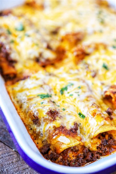 How many protein are in beef enchiladas - calories, carbs, nutrition