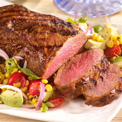 How many protein are in beef sirloin tri-tip roast - calories, carbs, nutrition