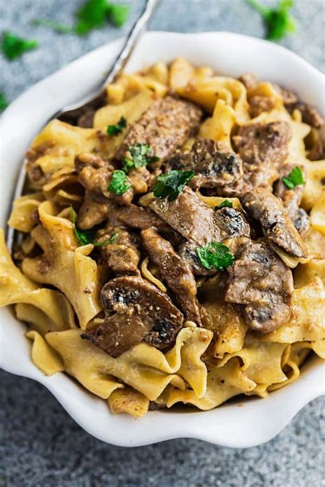 How many protein are in beef stroganoff-world flavors - calories, carbs, nutrition