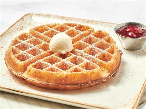 How many protein are in belgian waffle - calories, carbs, nutrition