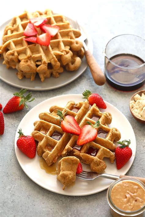 How many protein are in benedict waffle - calories, carbs, nutrition