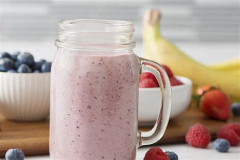 How many protein are in berry booster smoothie - calories, carbs, nutrition