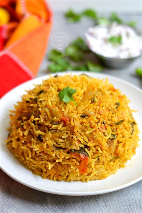 How many protein are in biriyani rice with cashews - calories, carbs, nutrition