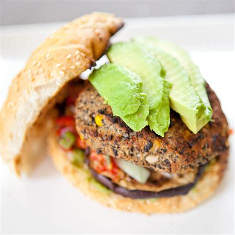 How many protein are in black bean burger - calories, carbs, nutrition