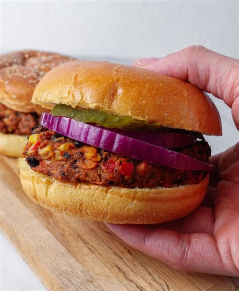 How many protein are in black bean burger 2 - calories, carbs, nutrition
