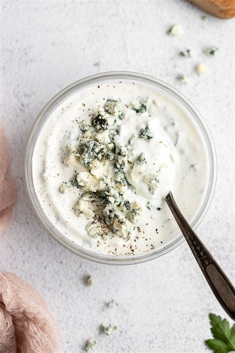 How many protein are in blue cheese dressing - calories, carbs, nutrition