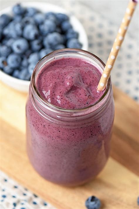 How many protein are in blueberry apple smoothie - calories, carbs, nutrition