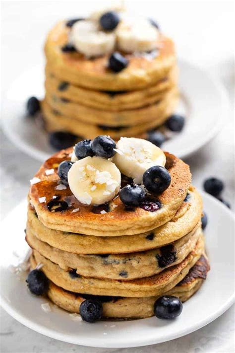 How many protein are in blueberry pancakes - 3 - calories, carbs, nutrition