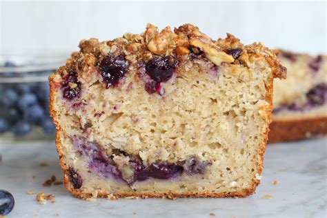How many protein are in blueberry streusel breakfast bread - calories, carbs, nutrition