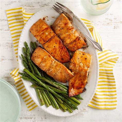How many protein are in bourbon salmon filet on brioche (87521.0) - calories, carbs, nutrition