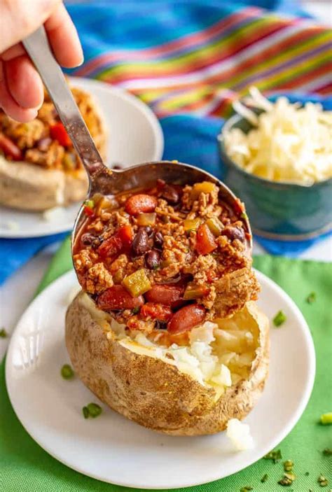 How many protein are in bowl game day chili loaded potato - calories, carbs, nutrition