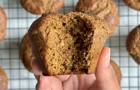 How many protein are in bran muffins, 2 oz. - calories, carbs, nutrition