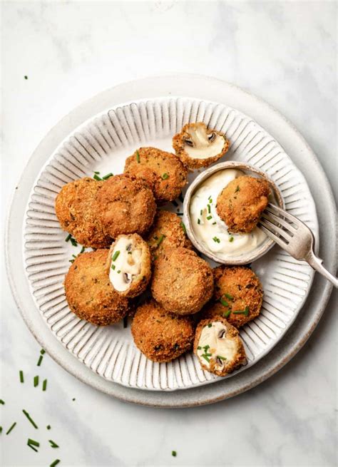 How many protein are in breaded mushroom plate - calories, carbs, nutrition