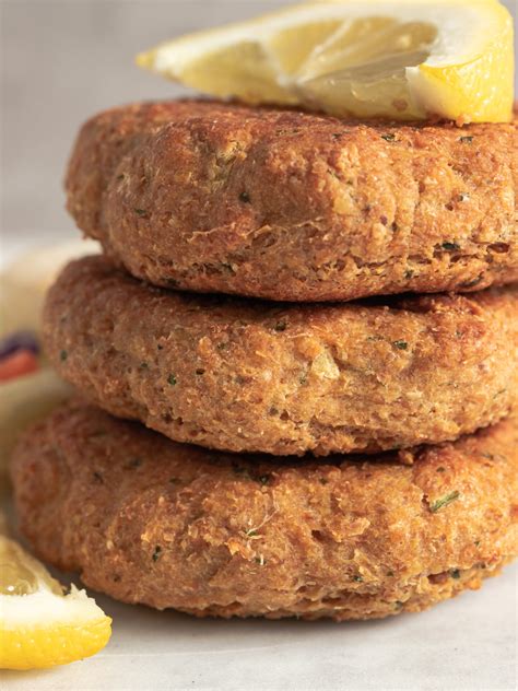 How many protein are in breakfast - patties made with organic soy - calories, carbs, nutrition
