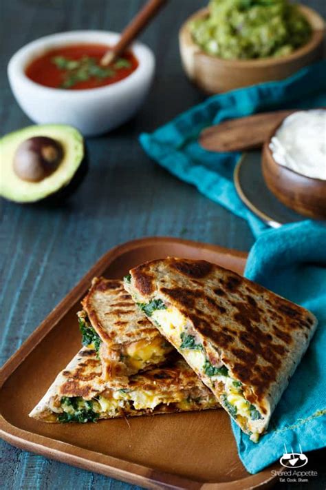 How many protein are in breakfast chorizo quesadilla - calories, carbs, nutrition