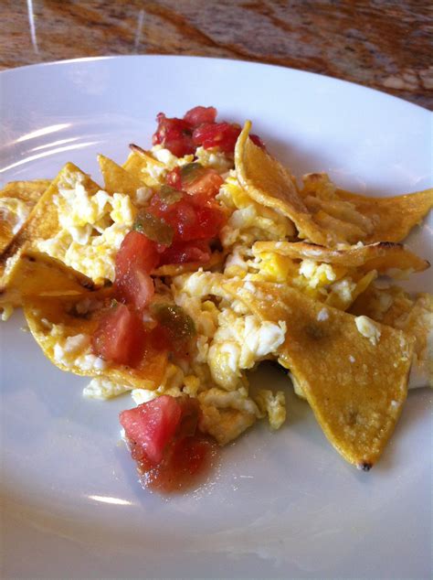 How many protein are in breakfast migas - calories, carbs, nutrition