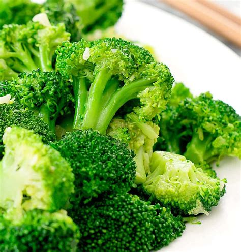 How many protein are in broccoli w/garlic butter&cashew - calories, carbs, nutrition