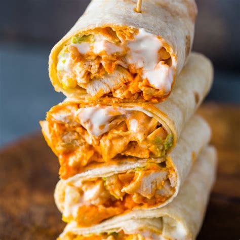 How many protein are in buffalo chicken wrap with blue cheese - calories, carbs, nutrition