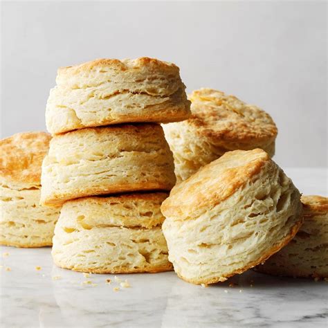 How many protein are in buttermilk biscuit - calories, carbs, nutrition