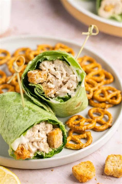 How many protein are in caesar wrap - calories, carbs, nutrition