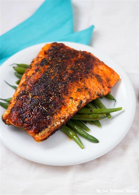 How many protein are in cajun blackened salmon ww thin (37000.0) - calories, carbs, nutrition