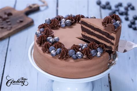 How many protein are in cake double chocolate layer cut 14 - calories, carbs, nutrition