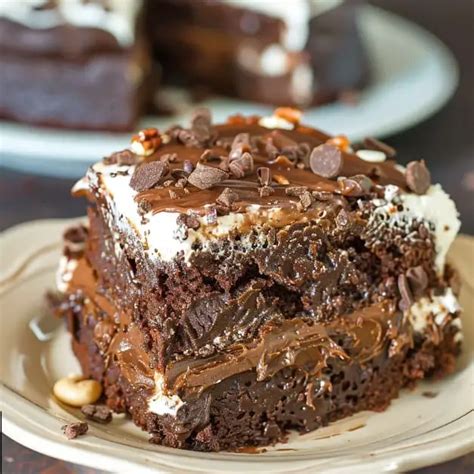 How many protein are in cake mississippi mud slc=8x8 - calories, carbs, nutrition