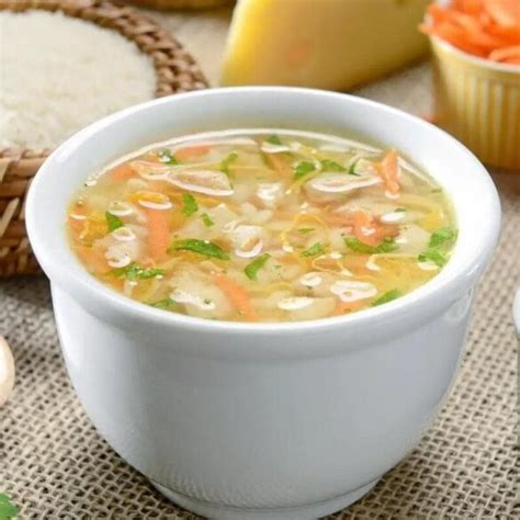 How many protein are in canja de galinha - calories, carbs, nutrition