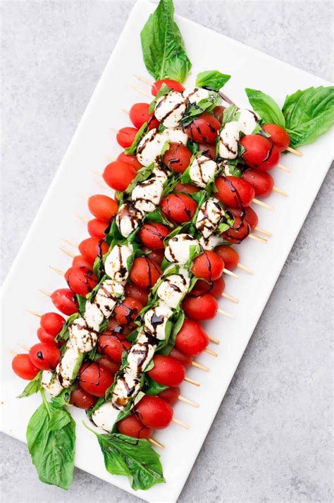 How many protein are in caprese skewers - calories, carbs, nutrition