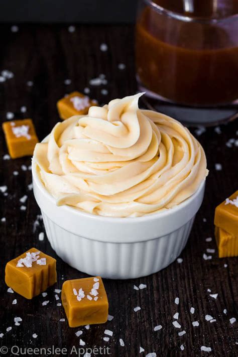 How many protein are in caramel cream cheese icing - calories, carbs, nutrition