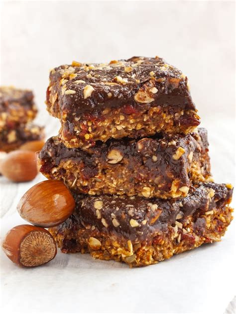 How many protein are in cardamom date almond pecan bars (10888.1) - calories, carbs, nutrition