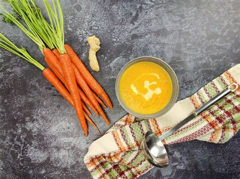 How many protein are in carrot and ginger soup (4946.0) - calories, carbs, nutrition